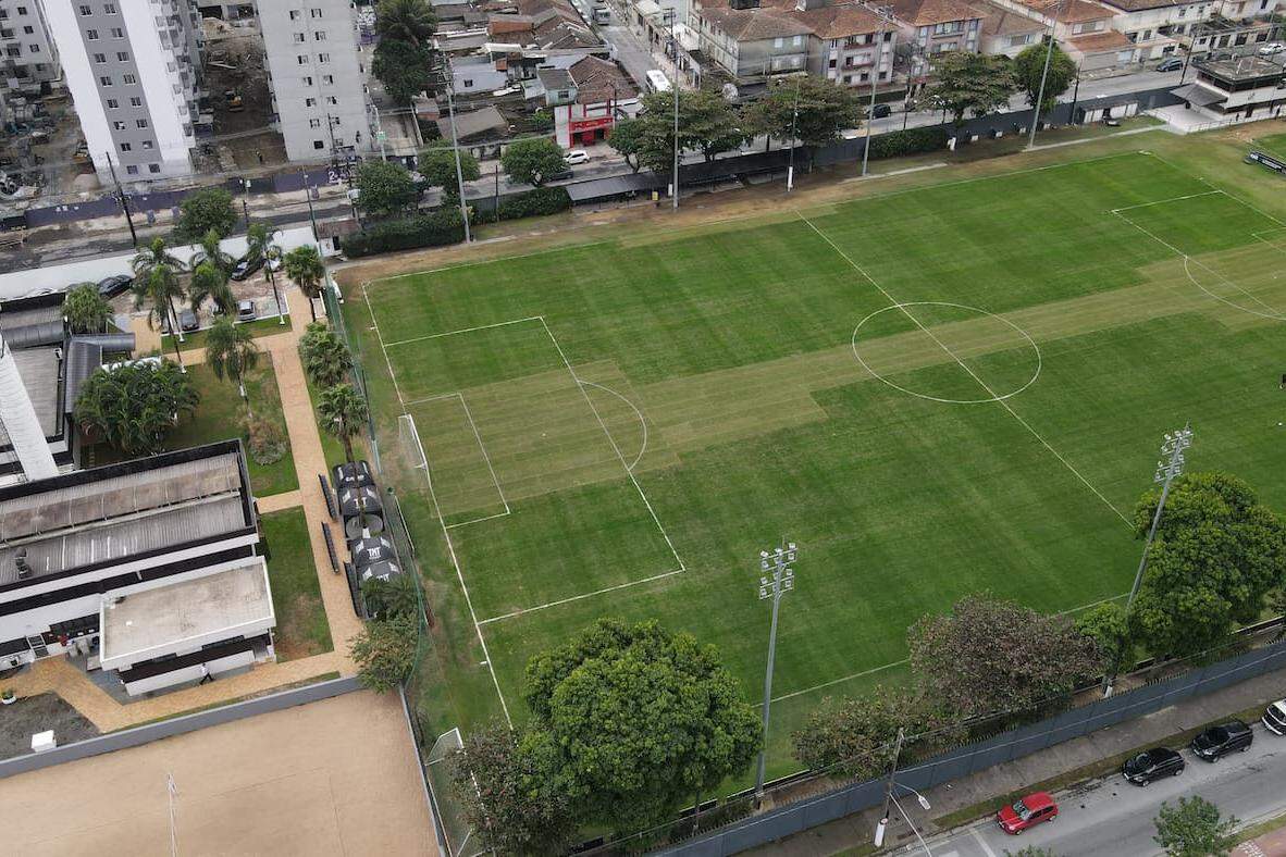 O Santos ocupa a área da União, onde fica o CT Rei Pelé, no Jabaquara, desde 1996