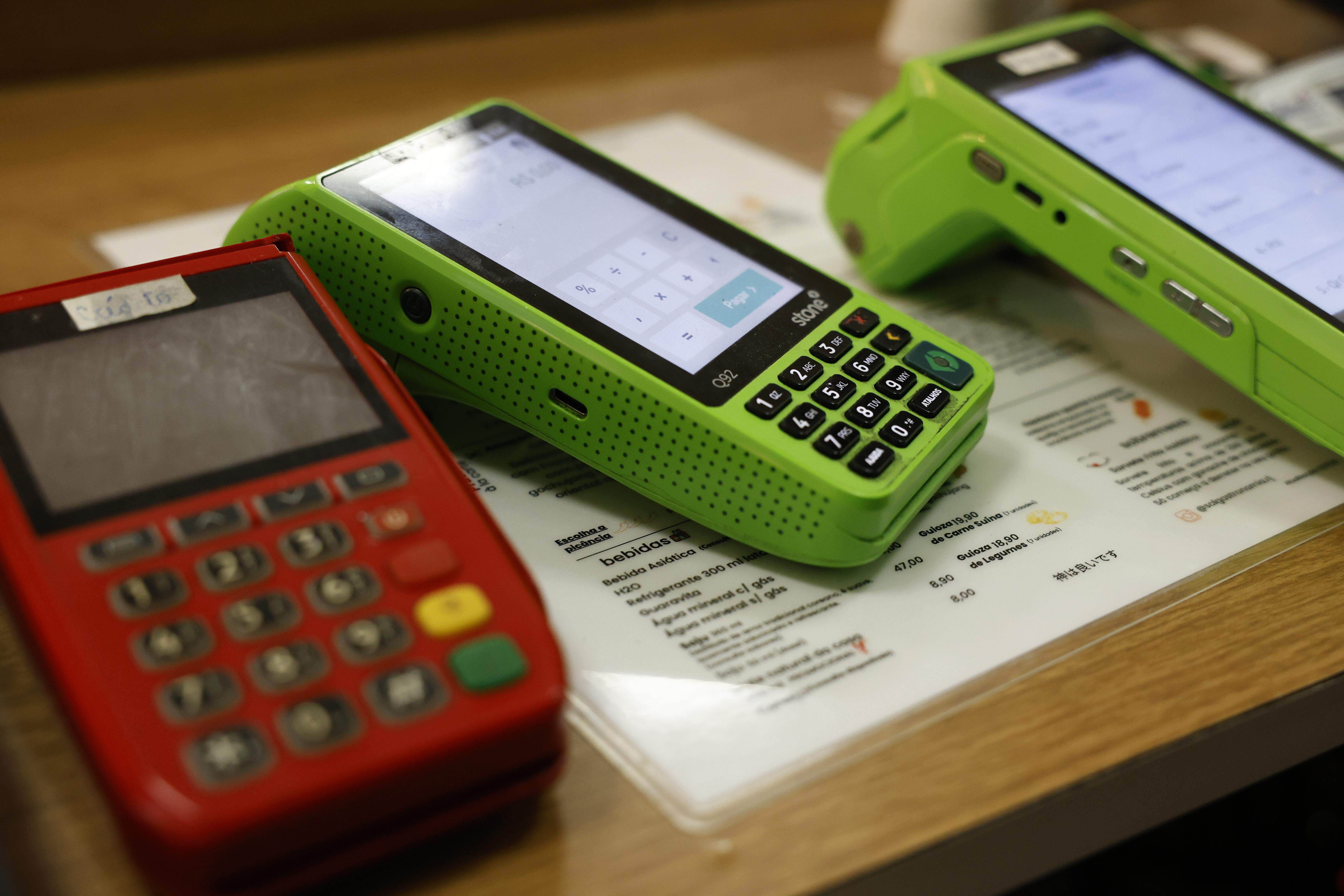 Apesar disso, a taxa de inadimplência na carteira de cartão de crédito subiu a 9,3% em abril