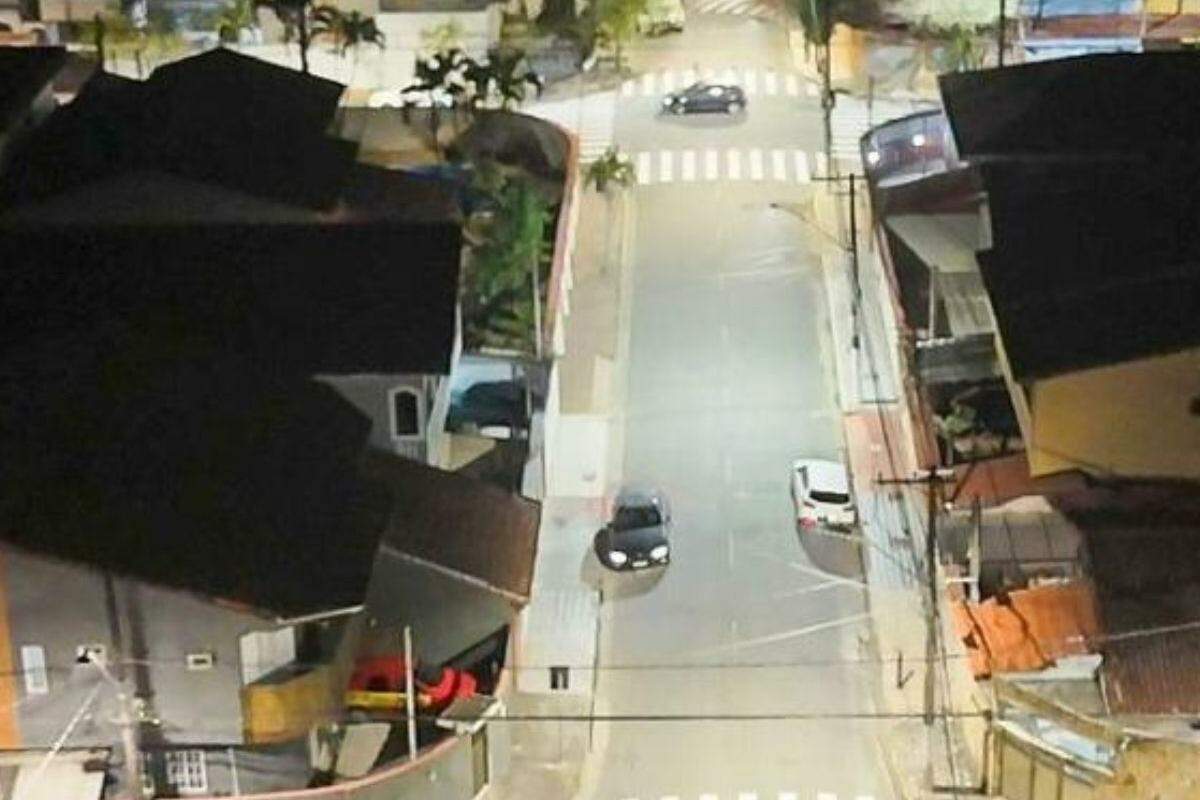Postes de Cubatão terão QR Codes para população solicitar manutenções