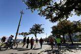 Muitos santistas aproveitaram para passear e praticar esportes