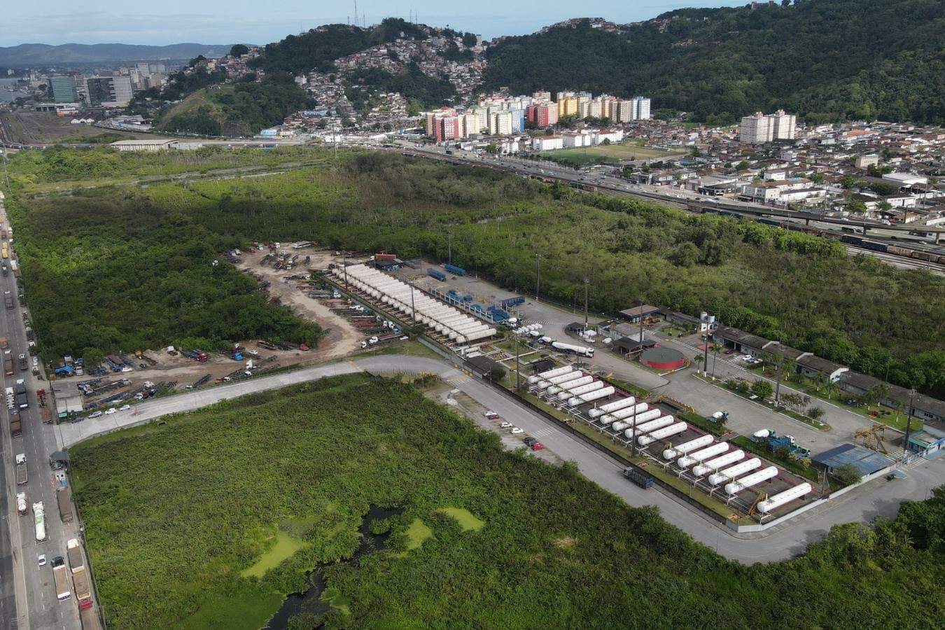 Área tem 242 mil metros quadrados e fica na Avenida Augusto Barata, entre os bairros Alemoa e Saboó