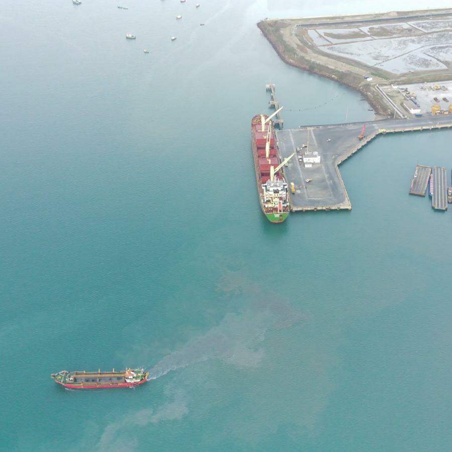Acesso ao terminal administrado pelo Governo Estadual é feito por um canal aquaviário de até 25 metros