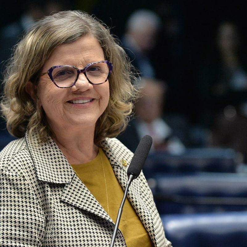 Lula escolhe Teresa Leitão como nova líder do governo
