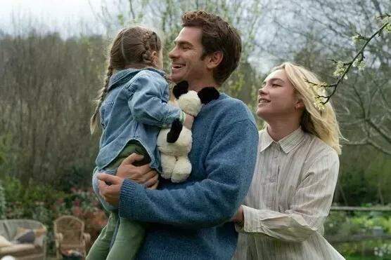 Todo Tempo que Temos é estrelado por Florence Pugh e Andrew Garfield, e está disponível no Prime Vídeo