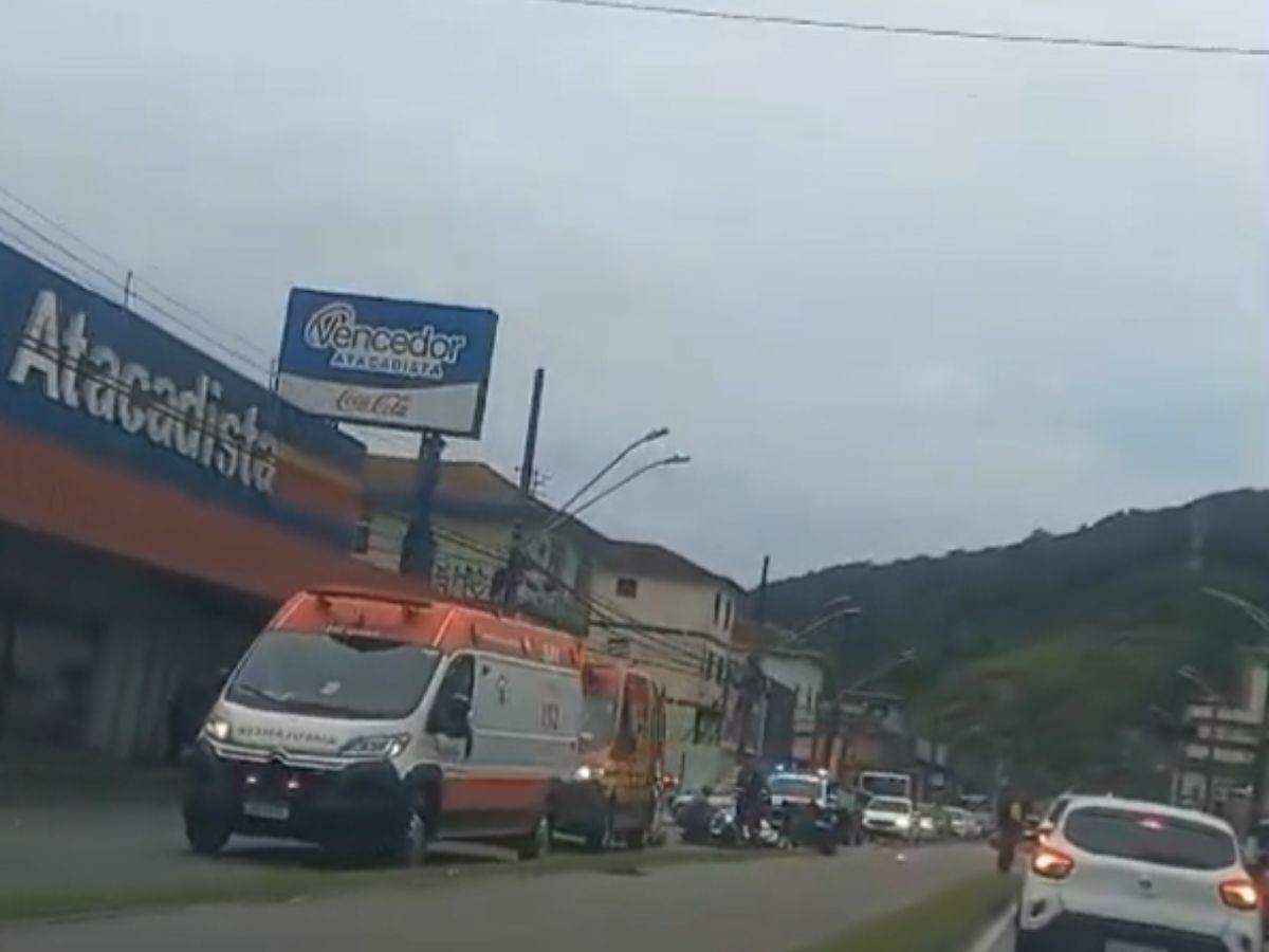Corpo de Bombeiros e Samu atenderam a ocorrência