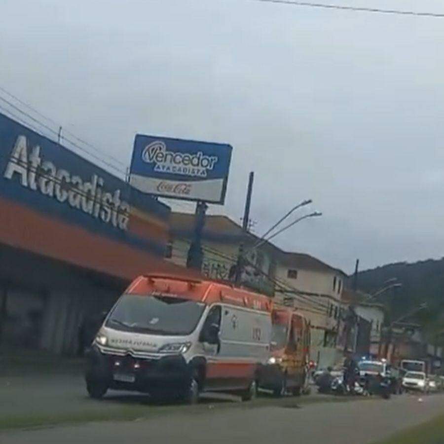 Corpo de Bombeiros e Samu atenderam a ocorrência