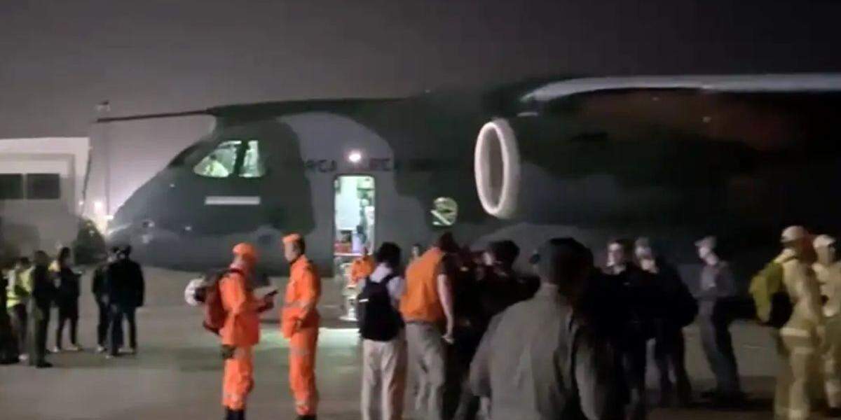 Brasil envia terceiro avião com ajuda humanitária à Venezuela