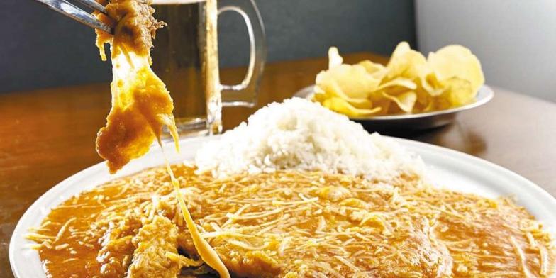 O carro-chefe do cardápio são os parmegianas, mas o restaurante também tem especialidades alemãs