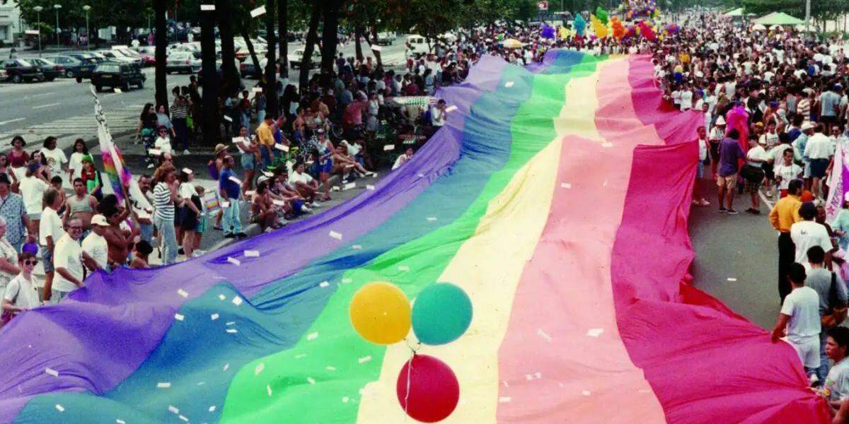 Dia do Orgulho LGBTQIA+: conheça marcos da luta por direitos no Brasil