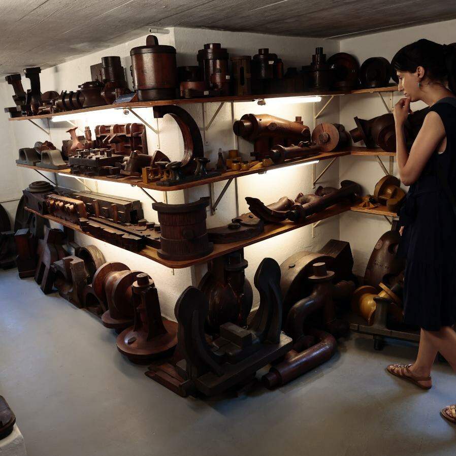 The museum houses a collection of approximately 2,000 items
