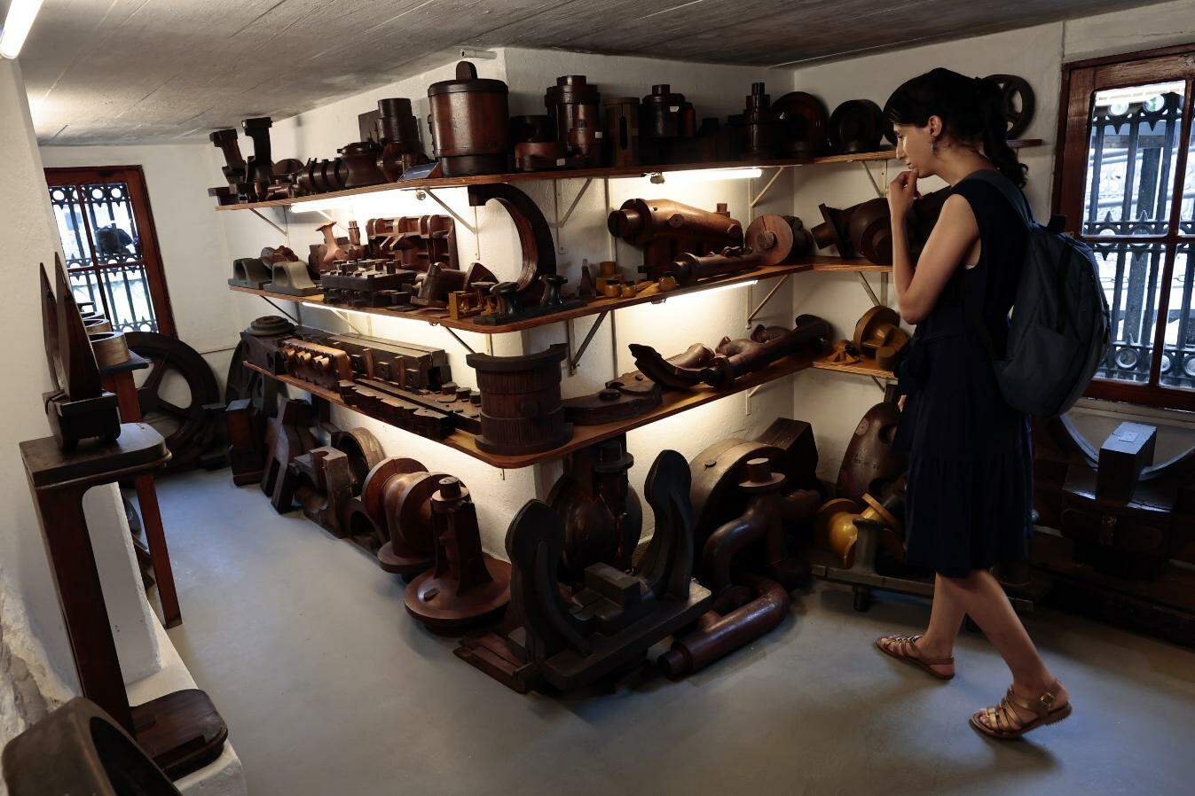 The museum houses a collection of approximately 2,000 items