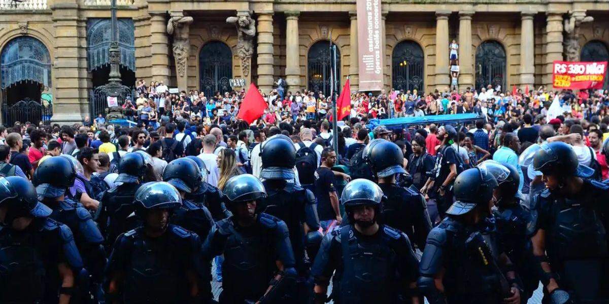 STJ: estado de SP deve ter protocolo para atuar em manifestações