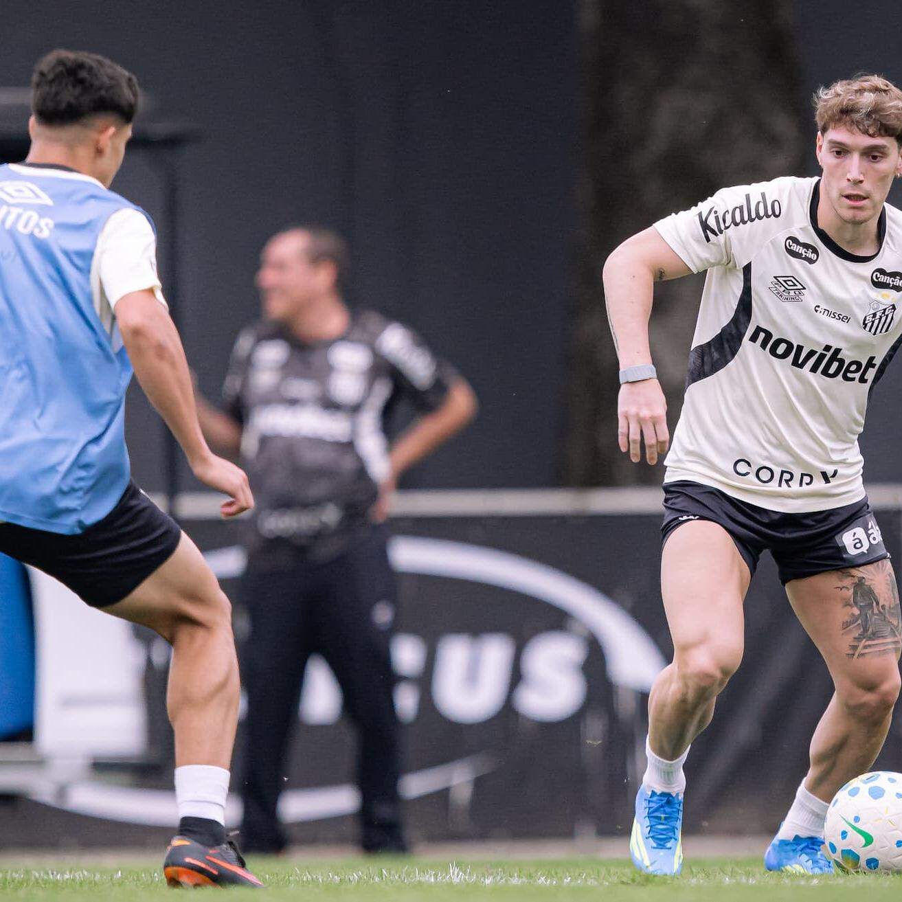 O Santos, de Rollheiser, treina de olho na volta das competições, a partir do dia 16 de julho