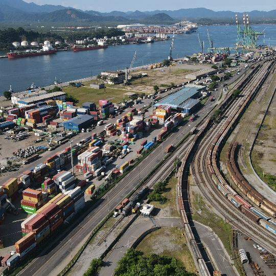 Discussions over the allocation of the Saboó area for container handling have dragged on for years, with missed deadlines and unfulfilled promises