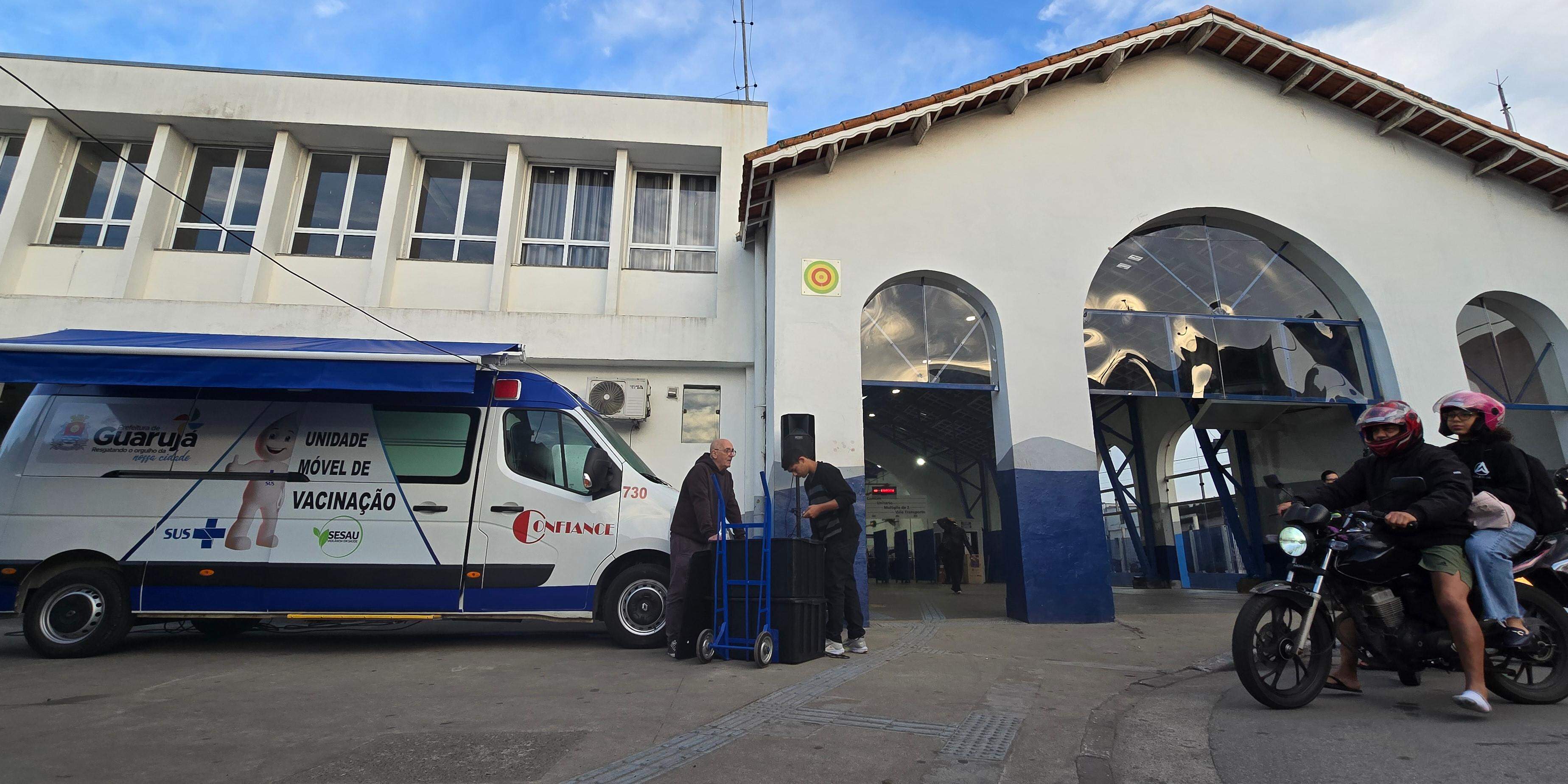 Prefeitura inaugurou na última semana uma van equipada para o serviço de vacinação