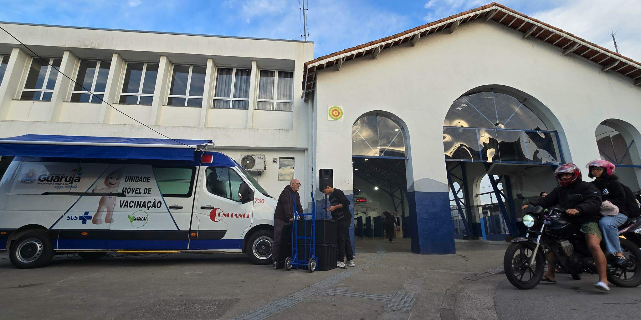 Prefeitura inaugurou na última semana uma van equipada para o serviço de vacinação