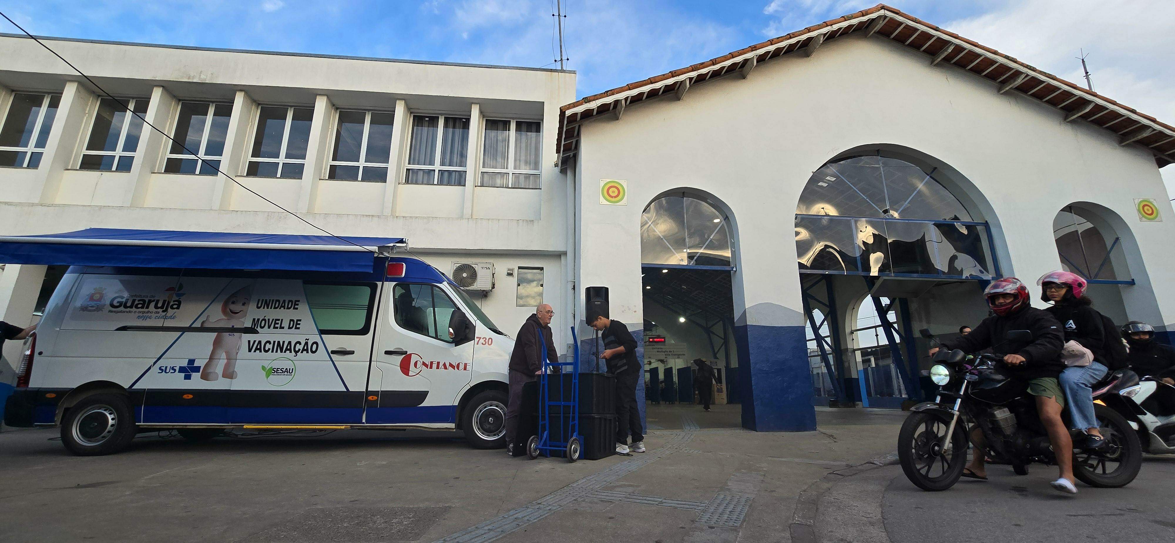 Prefeitura inaugurou na última semana uma van equipada para o serviço de vacinação