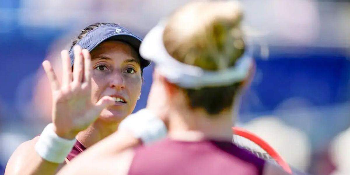 Luisa Stefani avança às oitavas de final nas duplas em Wimbledon