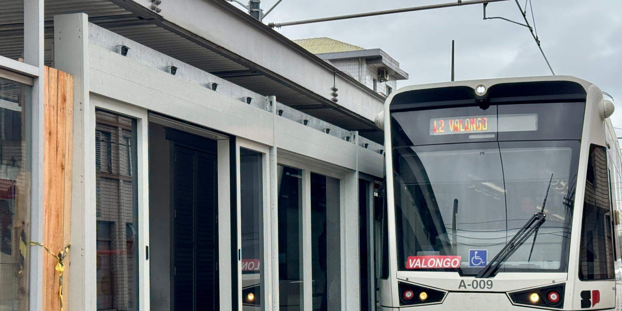 Até serviço acabar, embarques nos 12 pontos da segunda linha serão gratuitos, segundo concessionária