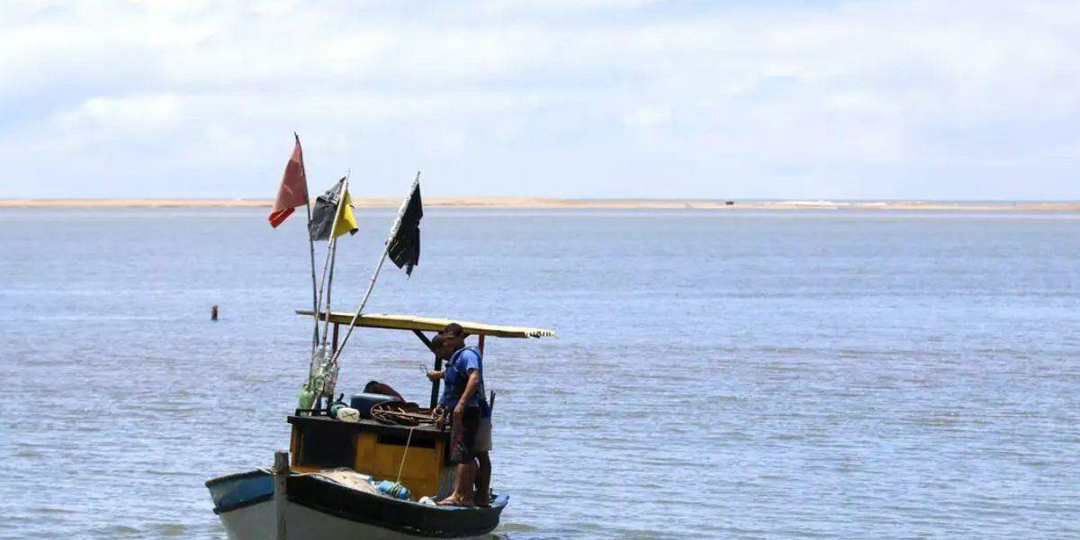 Pescadores artesanais começam a receber seguro-defeso retroativo