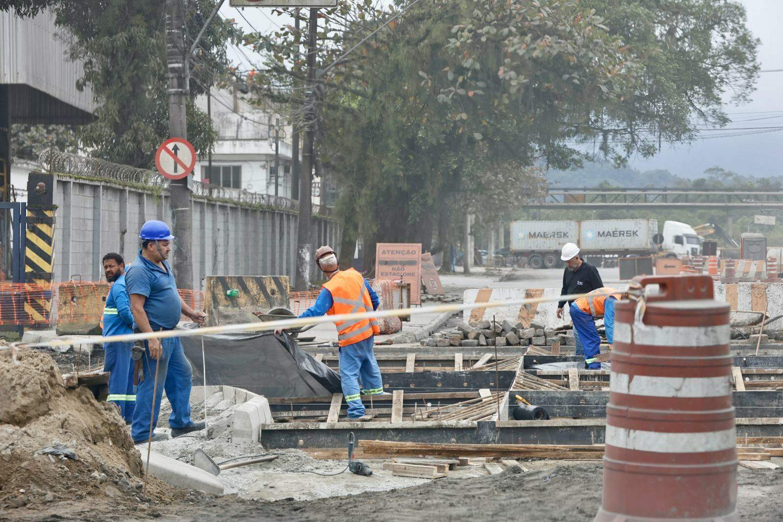 The works include the construction of a higher-capacity drainage channel to improve stormwater runoff