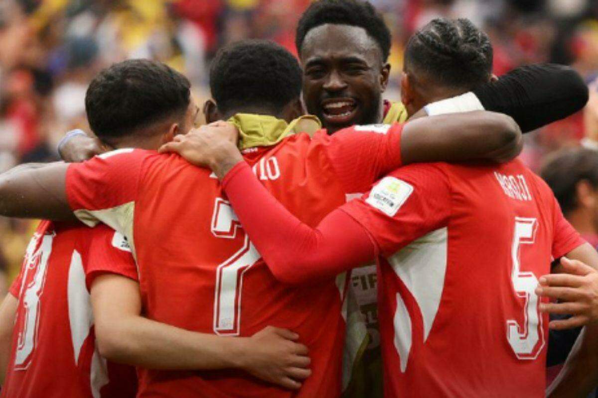 Suíça bate Colômbia nos pênaltis e avança às quartas após 72 anos