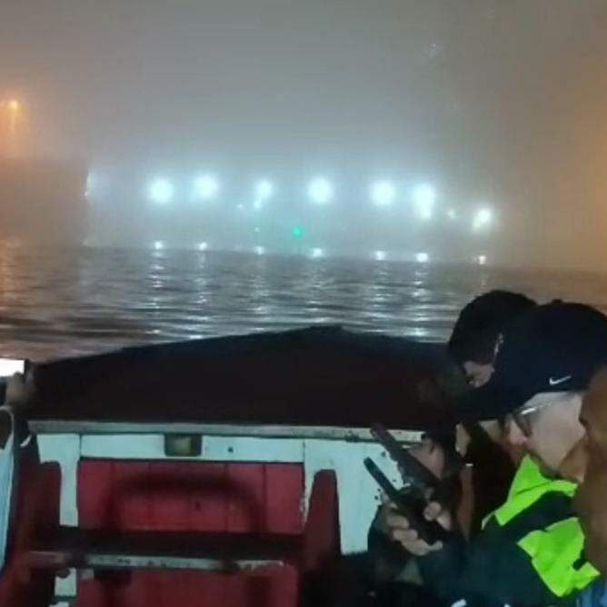 Nevoeiros que atingiram a região fizeram com que o canal do Porto permanecesse fechado para navios