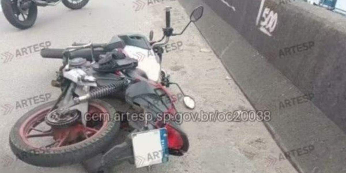 Acidente ocorreu na tarde desta quarta-feira (8) na Rodovia dos Imigrantes