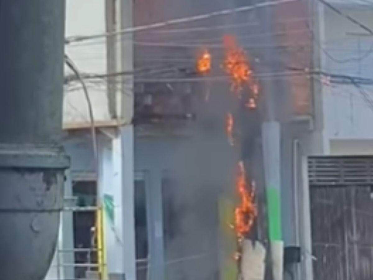 Corpo de Bombeiros foi acionado e combateu o fogo