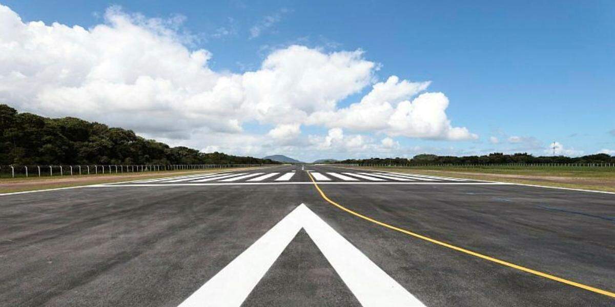 Governo Federal e Prefeitura aguardam homologação da pista do Aeroporto de Guarujá por parte da Agência Nacional de Aviação Civil (Anac)