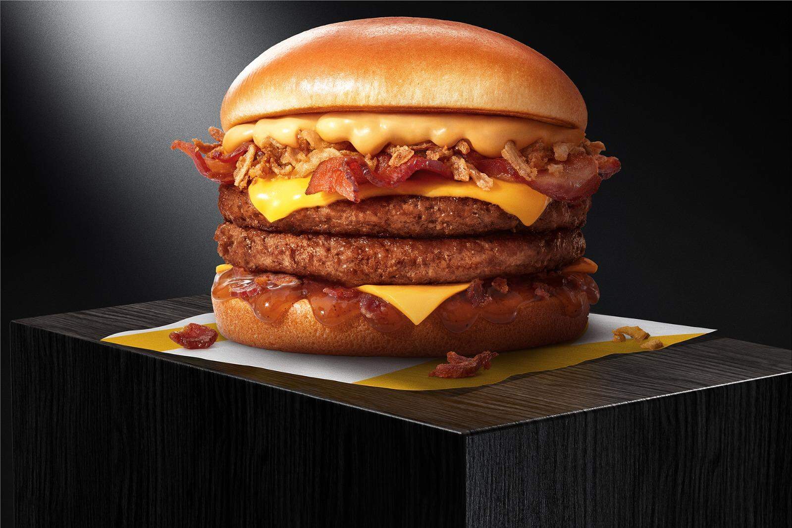 O novo lanche amplia a linha de hambúrgueres premium do McDonald's