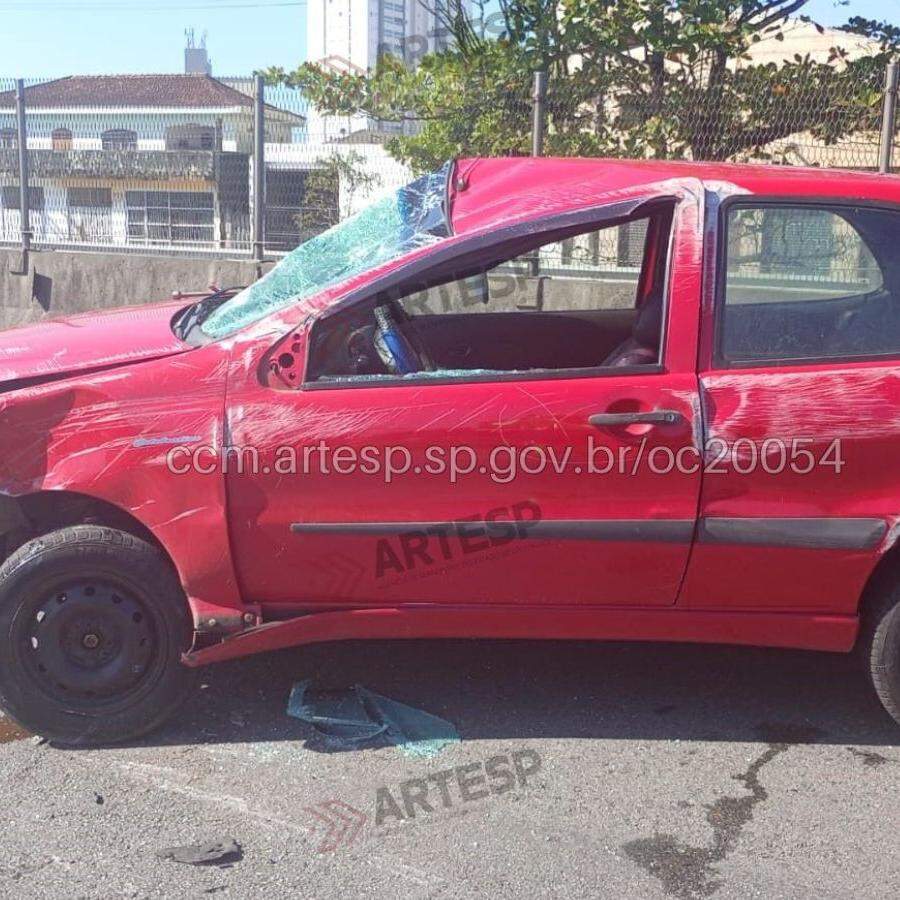 Colisão aconteceu na alça de acesso da rodovia
