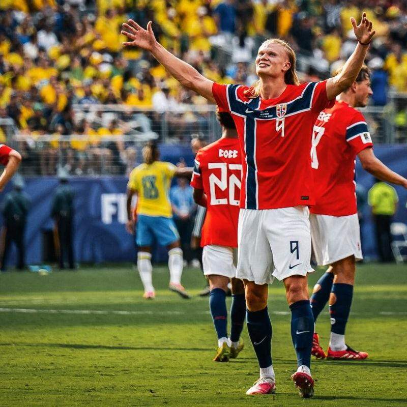 Em alta durante toda a temporada, o centroavante analisou o próprio desempenho na competição e exaltou a campanha da Noruega