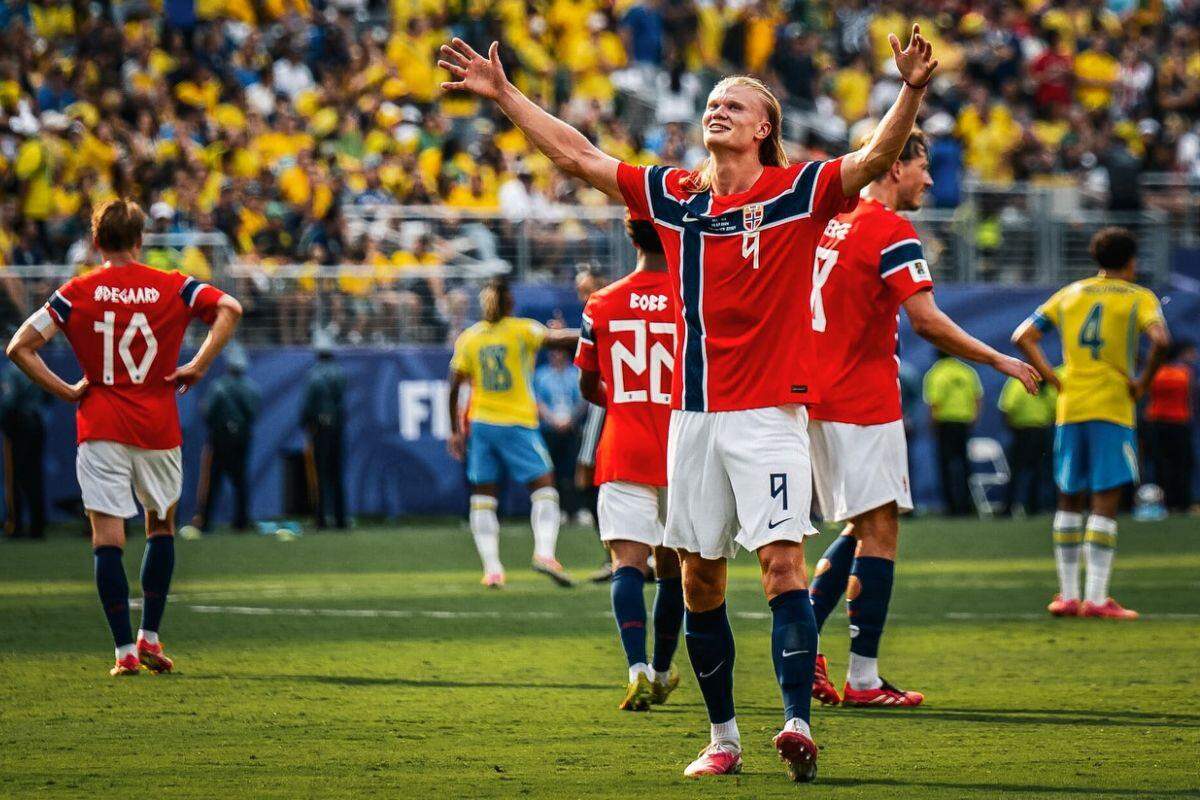 Em alta durante toda a temporada, o centroavante analisou o próprio desempenho na competição e exaltou a campanha da Noruega