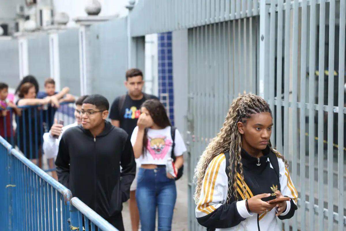 Candidato deverá optar por concorrer às bolsas destinadas à ampla concorrência ou àquelas destinadas às pessoas com deficiência (PCD)