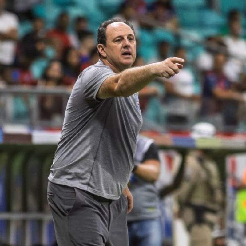 Rogério Ceni ataca arbitragem carioca em amistoso com o Flu: 'Você vem aqui para ser otário