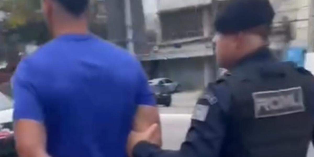 O homem foi encaminhado ao DP Sede de Guarujá