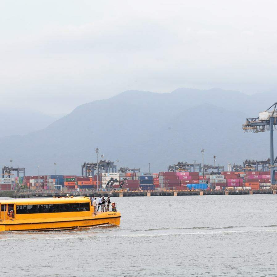Embarcações devem atender rotinas da Autoridade Portuária de Santos