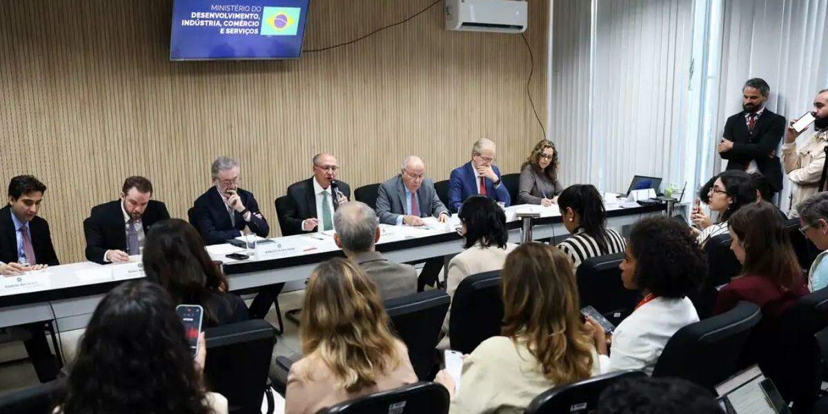 Setores atingidos por tarifaço dos EUA terão novo plano de socorro