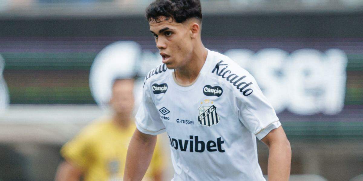 Gustavo Henrique, revelação da base do Santos, sentiu problema muscular na coxa