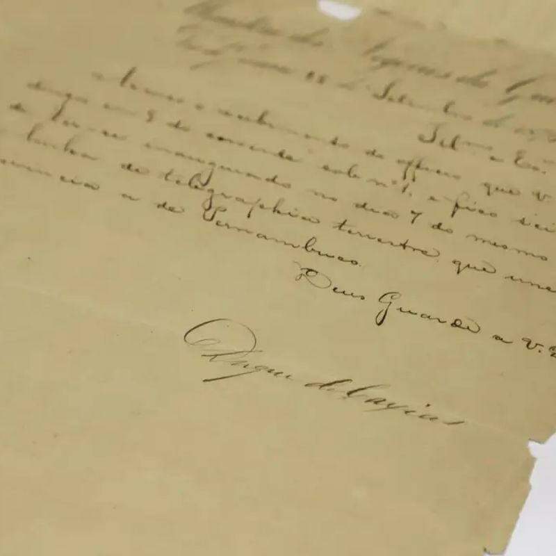 Venda ilegal de documentos históricos preocupa Arquivo Nacional