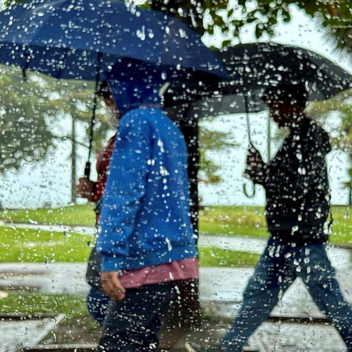 Na Baixada Santista, a chuva deve chegar a partir de quinta-feira (23), se intensificando na sexta (24)