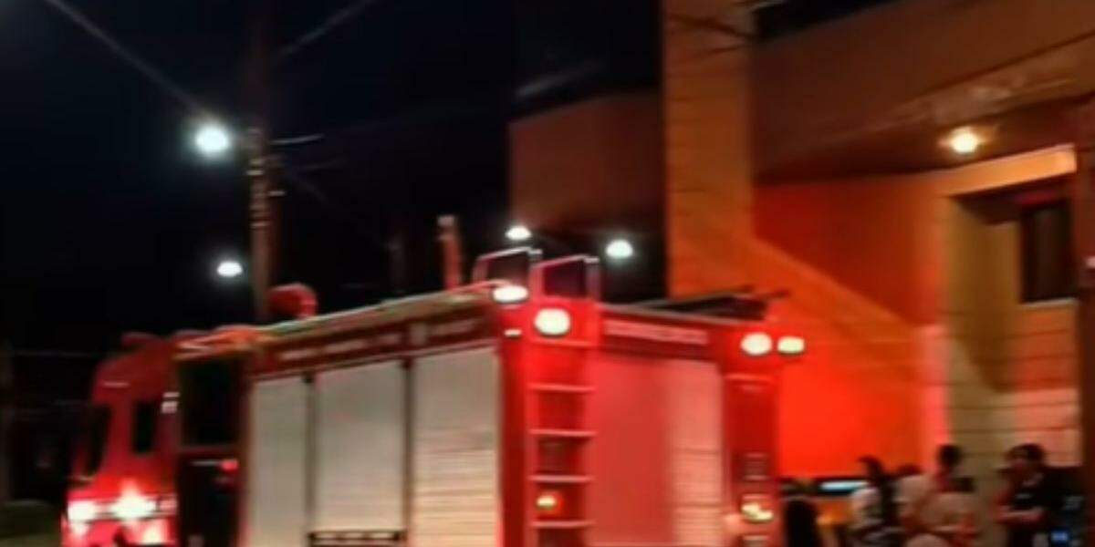 Local foi evacuado pela equipe do Corpo de Bombeiros