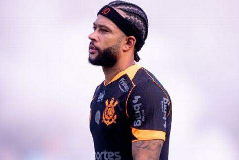 Memphis publica mensagem em meio à renovação com Corinthians: 'Grandeza está a se revelar'