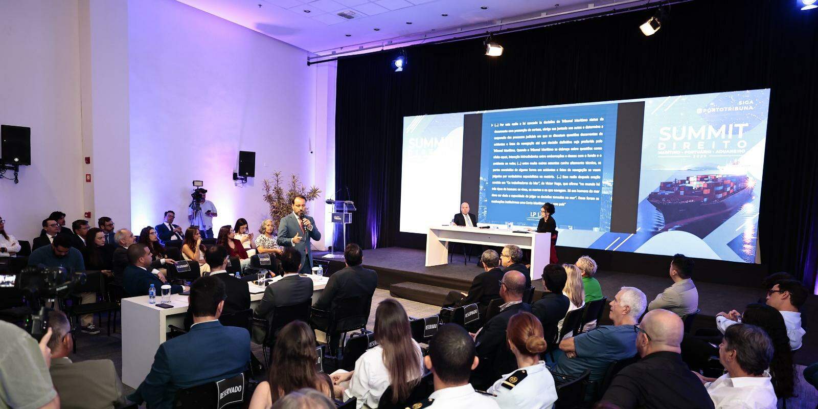 Escritórios de advocacia especializados participaram da simulação