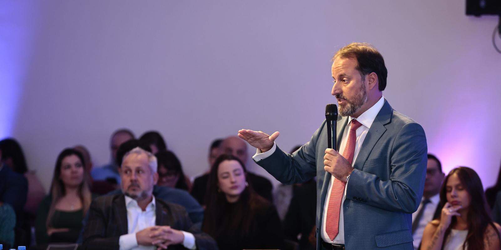 The event achieved its objective of bringing the public closer to the arbitration process