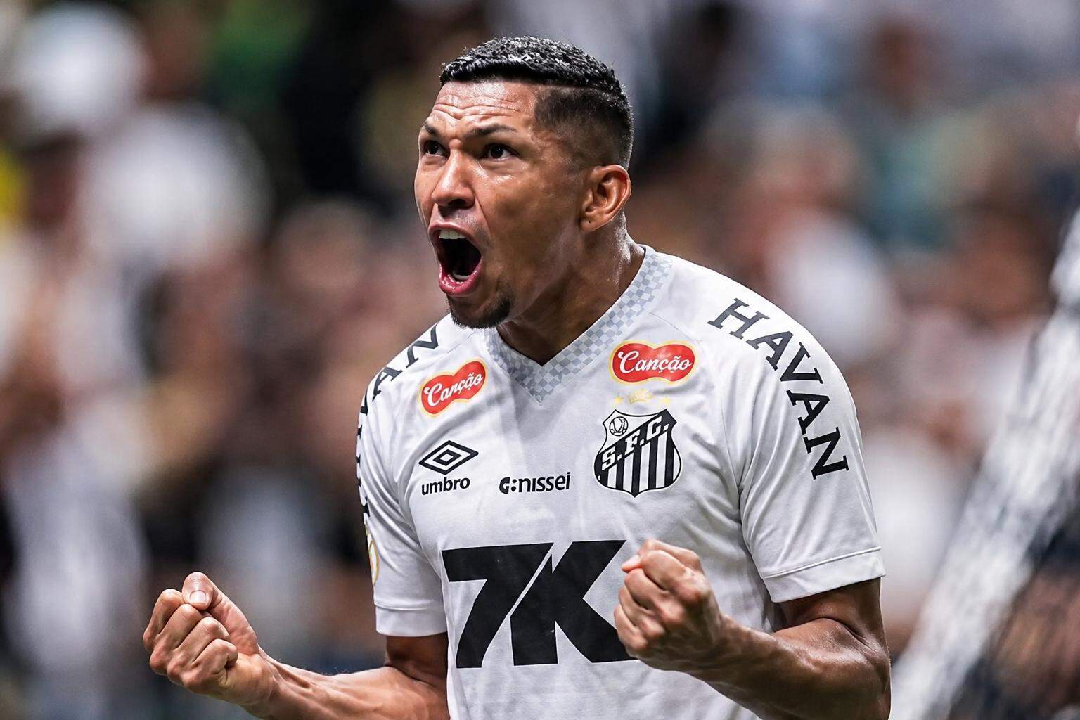 "A gente tinha que entrar com sangue no olho", disse Rony