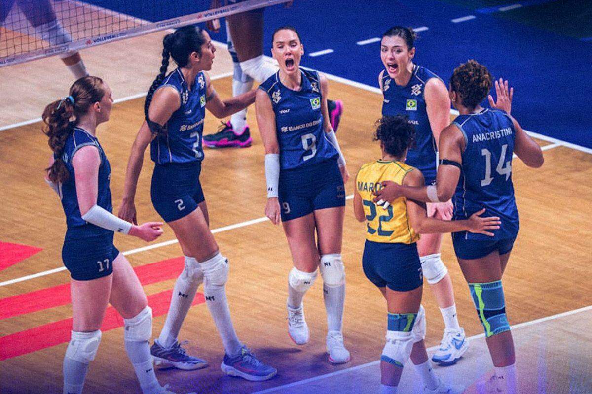 Brasil contou com belos pontos de Rosamaria e Ana Cristina para colocar 13 a 11 no último e decisivo set