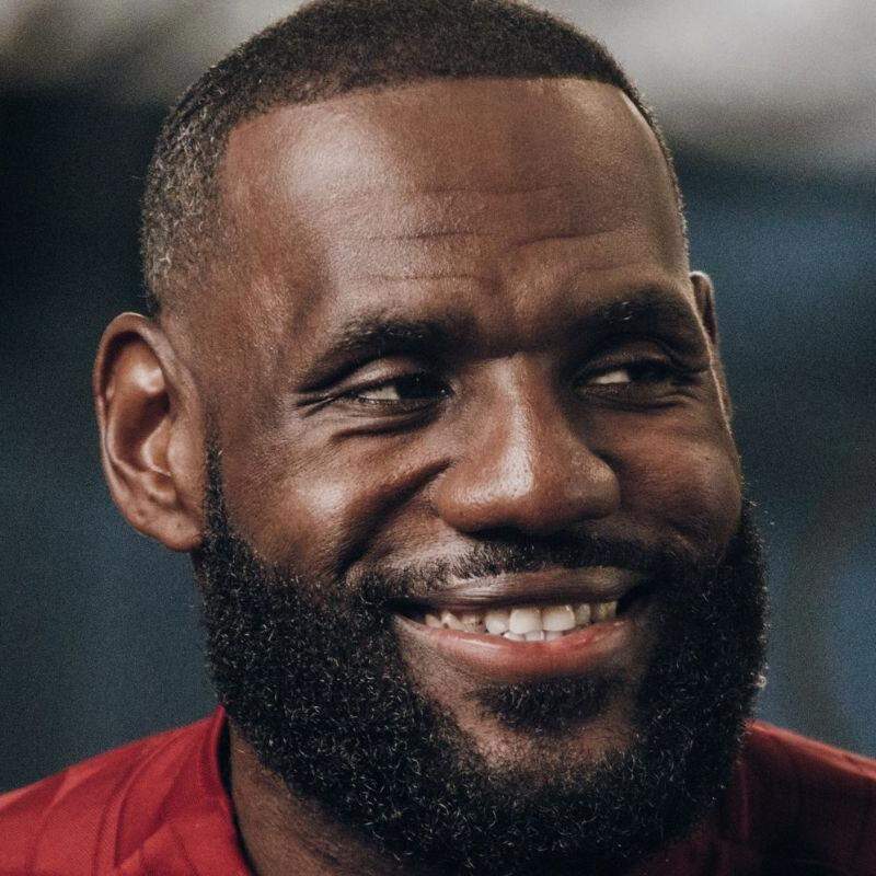 LeBron James encerrará sua carreira no Philadelphia 76ers