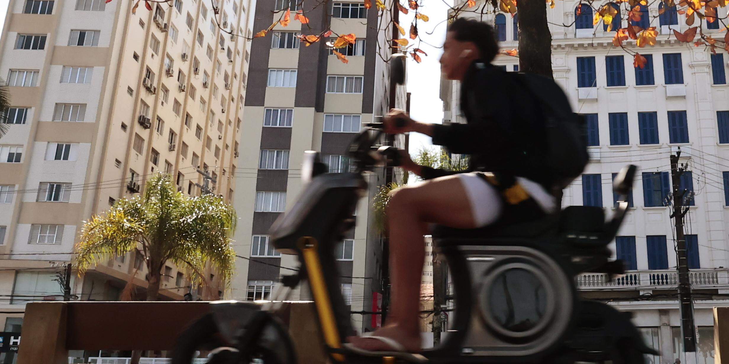 Máximo permitido de velocidade para bicicletas elétricas e veículos autopropelidos é de 20 km/h em Santos